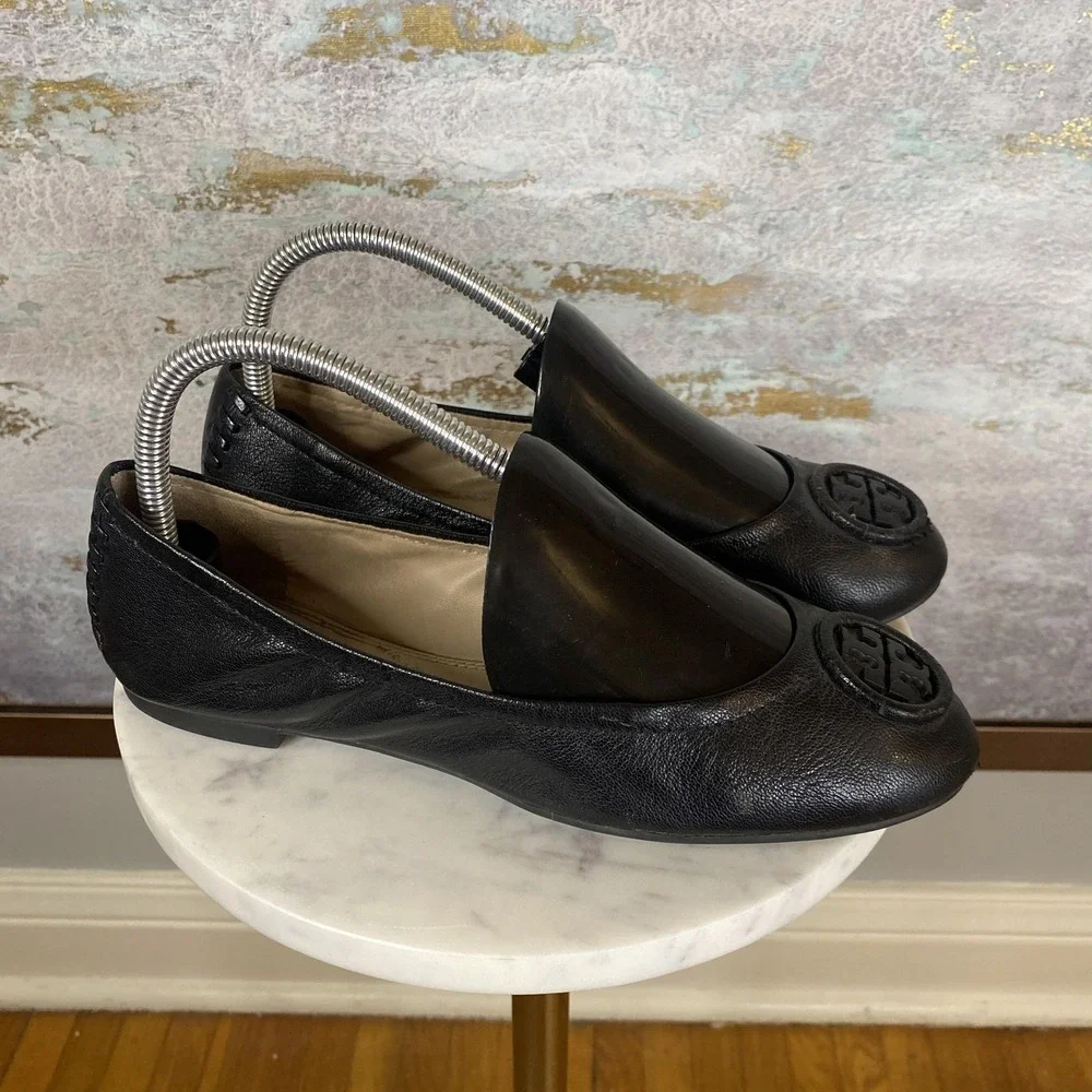 Tory Burch Ballet Flat Shoes Womens Size 7 Black Leather Logo Slip On Round Toe